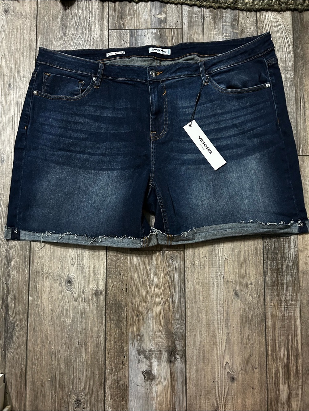 Vigoss Marley 24W Dark Wash Indigo Frayed Hem Denim Shorts